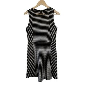 J.Crew Black/White Striped Sleeveless Crewneck Sheath Dress Sz 6 Minimalist
